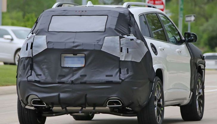 Jeep Cherokee restyling 2018: informazioni e gamma motori - Foto 18 di 21