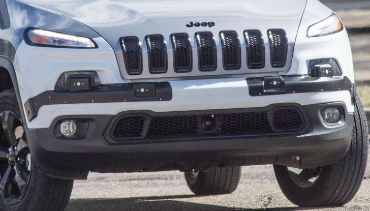 Jeep Cherokee restyling 2018: informazioni e gamma motori - Foto 5 di 21