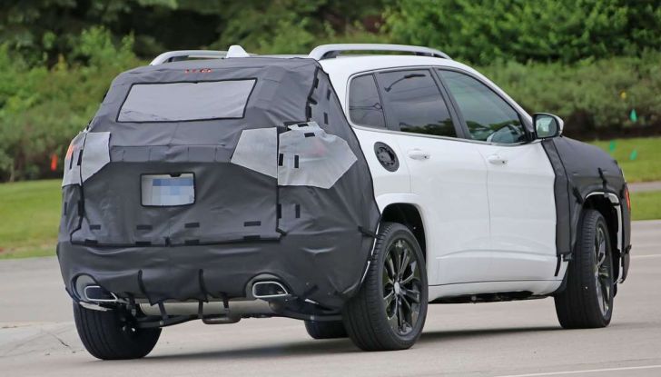 Jeep Cherokee restyling 2018: informazioni e gamma motori - Foto 8 di 21