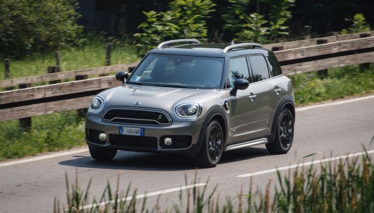 Prova su strada Mini Cooper S E Countryman All4, a voi l’ibrida Plug-In - Foto 31 di 35