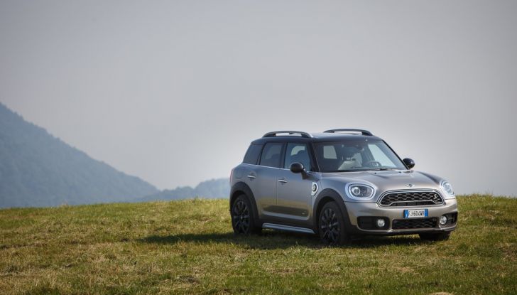 Prova su strada Mini Cooper S E Countryman All4, a voi l’ibrida Plug-In - Foto 13 di 35