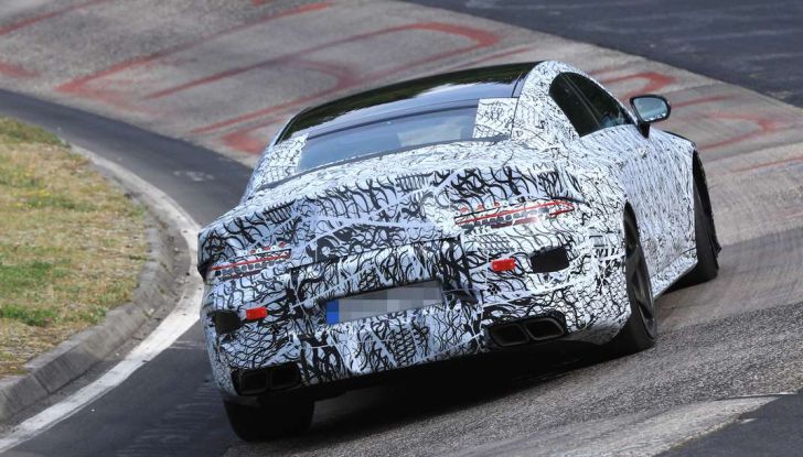 Mercedes AMG GT4 2018 - Foto 3 di 11