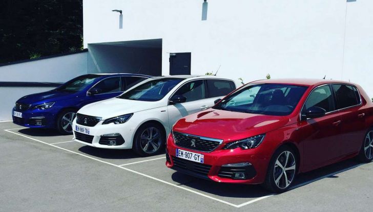 Nuova Peugeot 308: test su strada, sistemi di sicurezza​, guida assistita ​e motorizzazioni​ ecologiche - Foto 1 di 20