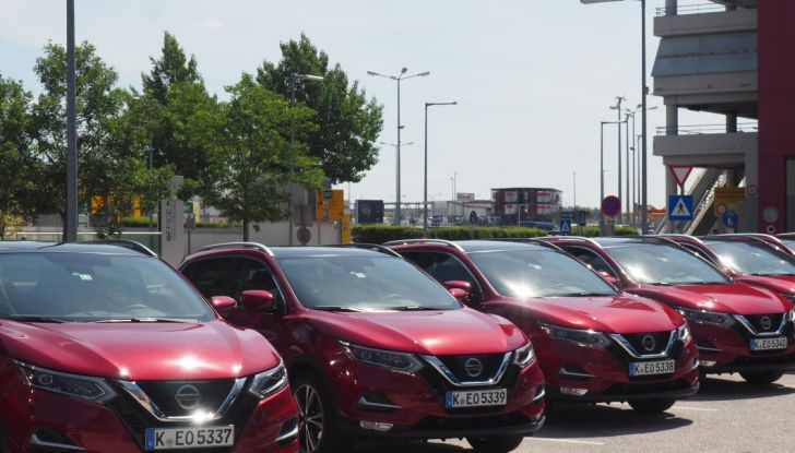 Nissan Qashqai in promozione: da 19.250€ con rate da 189€ al mese - Foto 11 di 46