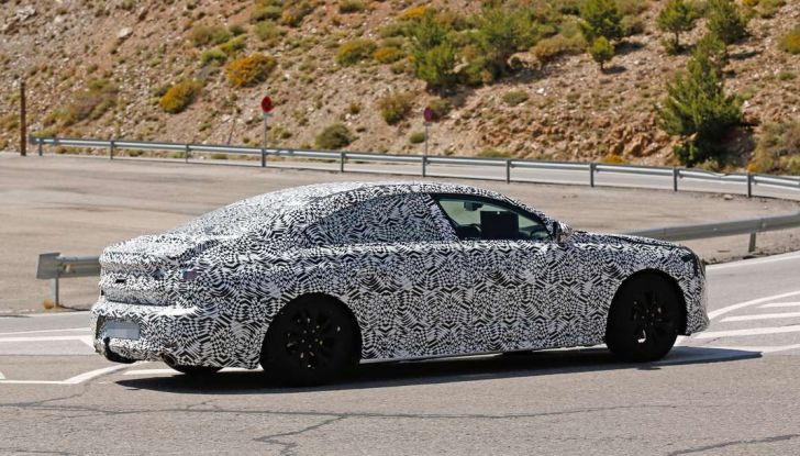 Peugeot 508 2018 immagini e dettagli - Foto 10 di 11