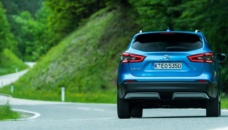 Nissan Qashqai in promozione: da 19.250€ con rate da 189€ al mese - Foto 18 di 46