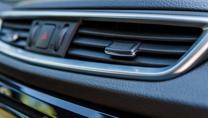 Nissan Qashqai in promozione: da 19.250€ con rate da 189€ al mese - Foto 27 di 46