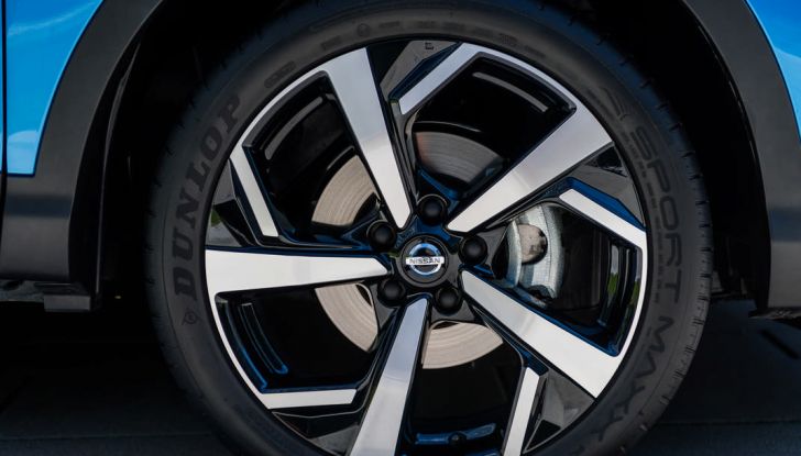 Nissan Qashqai in promozione: da 19.250€ con rate da 189€ al mese - Foto 32 di 46