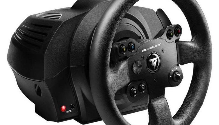 Thrustmaster TX Leather Edition, recensione del migliore volante per Xbox One - Foto 5 di 5
