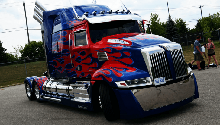 Transformers 5 – L’ultimo cavaliere: le auto presenti nel film - Foto 7 di 14