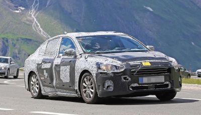 Ford Focus 2018, foto spia della quarta generazione