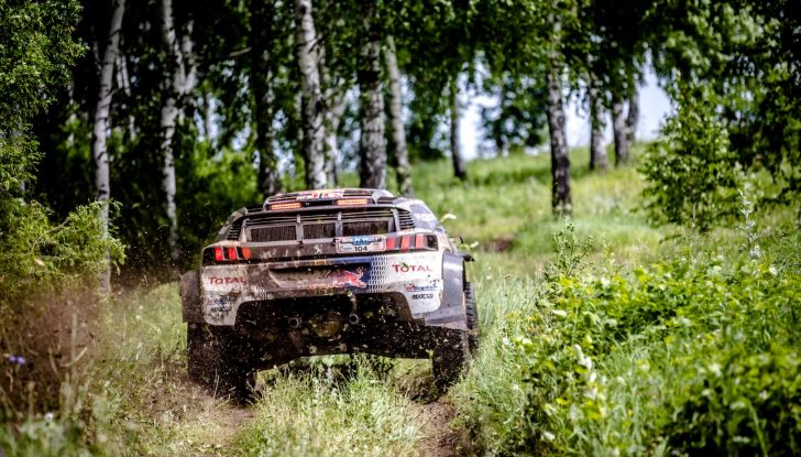 Peugeot fa suo anche il secondo podio del Silk Way Rally - Foto 2 di 5