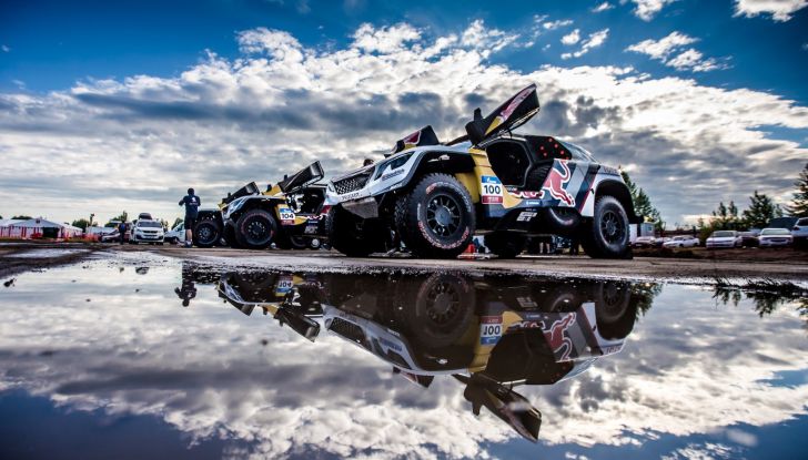 Peugeot non si stanca di salire sul podio al Silk Way Rally - Foto 1 di 5