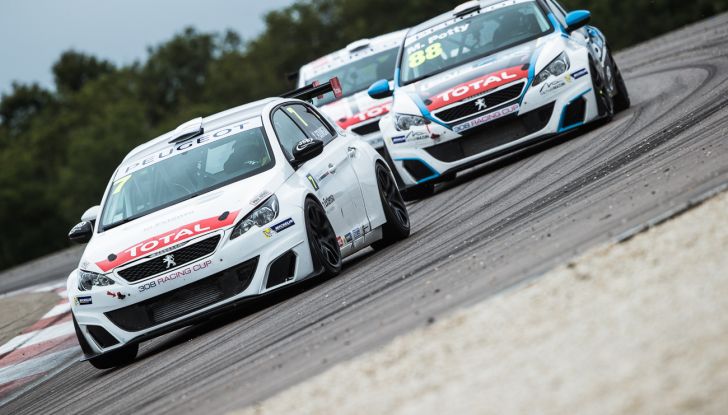 Peugeot 308 Racing Cup, non corre solo in Italia - Foto  di 