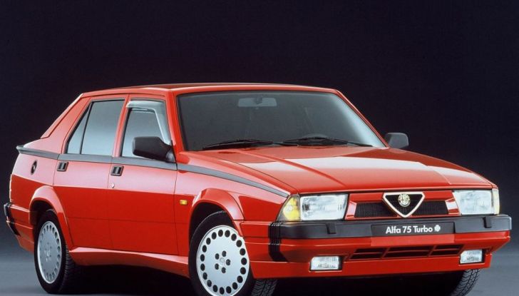 Le 10 auto più amate dagli italiani tra i miti del passato - Foto 7 di 10