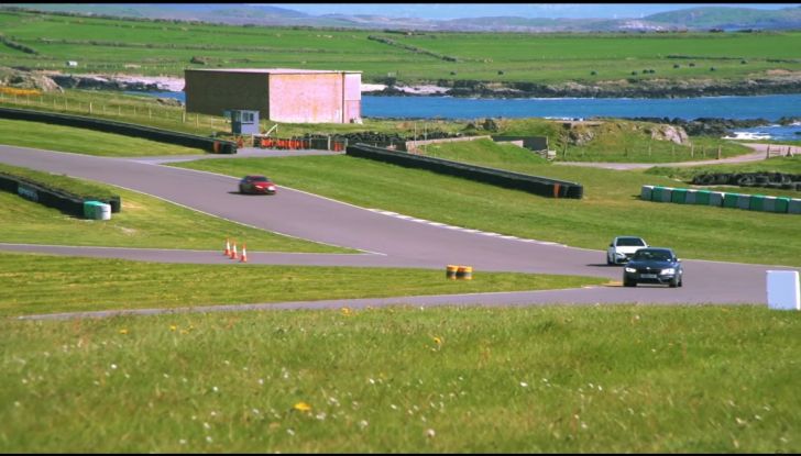 Alfa Romeo Giulia: un guasto nella sfida contro BMW M3 e Mercedes C63 AMG - Foto 10 di 29