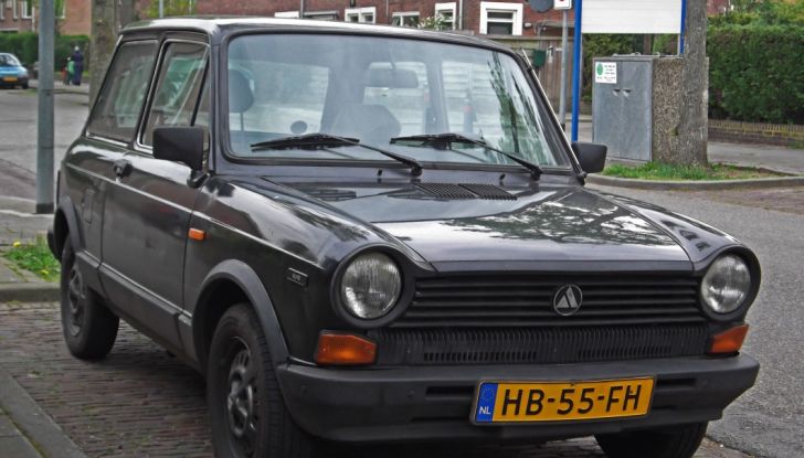 Le 10 auto più amate dagli italiani tra i miti del passato - Foto 10 di 10