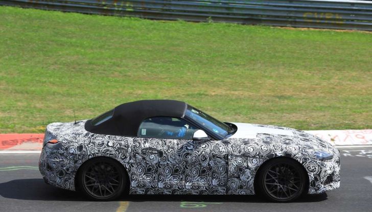 BMW Z5, prime immagini e dettagli della roadster tedesca - Foto 16 di 18