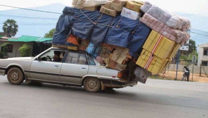 Bagagli sul tetto auto: normativa e contravvenzioni - Foto 6 di 9