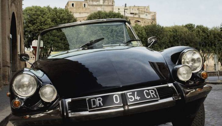 Citroën DS 21 Cabriolet, prova su strada della madre delle DS Cabrio - Foto 2 di 15