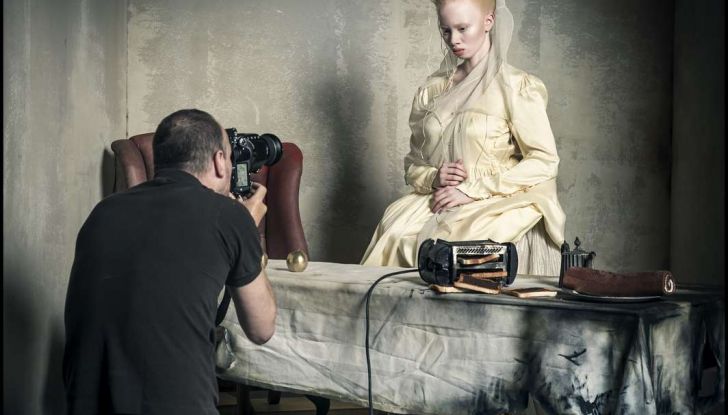 Calendario Pirelli 2018: le prime immagini dal Paese delle Meraviglie - Foto 17 di 29