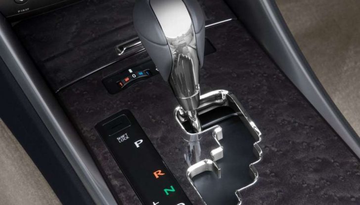 Differenza tra cambio automatico e sequenziale - Foto 4 di 7