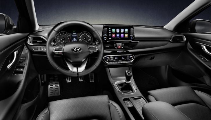 Hyundai i30 Fastback 2018 - Foto 7 di 12