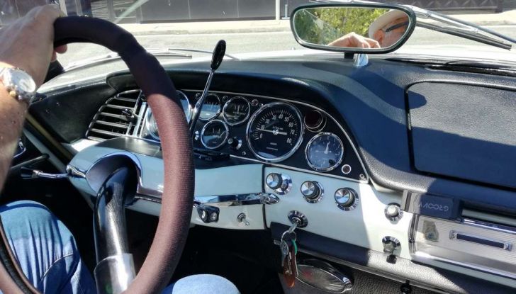 Citroën DS 21 Cabriolet, prova su strada della madre delle DS Cabrio - Foto 12 di 15