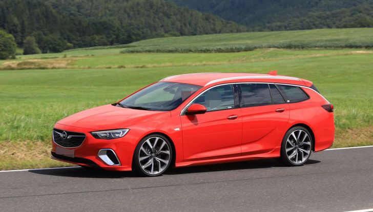 Opel Insignia GSi Sports Tourer, informazioni sulla station wagon sportiva - Foto 25 di 29