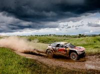 La Peugeot 3008DKR monopolizza il primo podio al Silk Way Rally