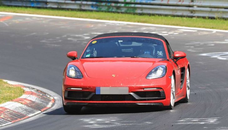 Porsche 718 Boxster GTS 2018, primi dettagli - Foto 16 di 19
