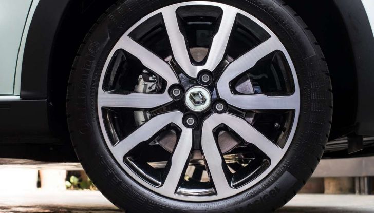 Renault Twingo LA PARISIENNE, serie limitata con prezzi da 14.550 euro - Foto 6 di 15