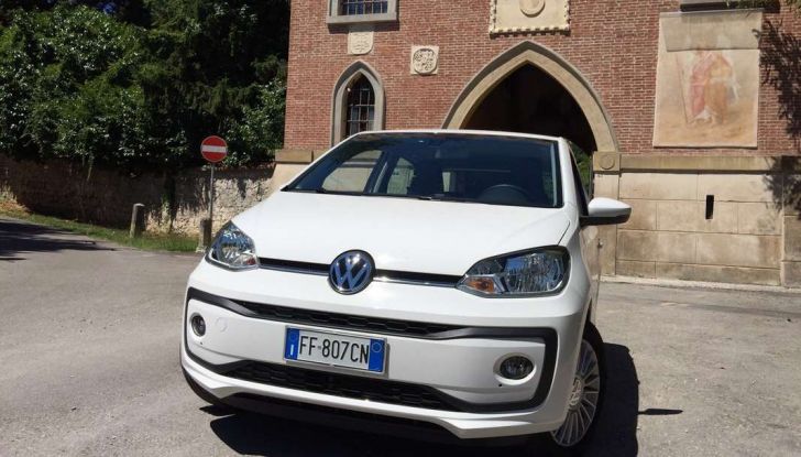 Volkswagen eco up! provata su strada la più ecologica citycar a metano - Foto 46 di 49