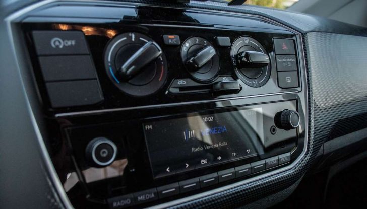 Volkswagen eco up! provata su strada la più ecologica citycar a metano - Foto 9 di 49