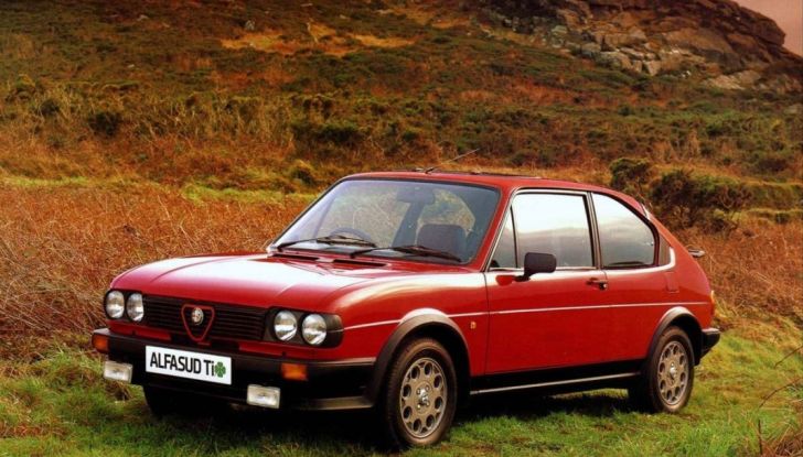 Le 10 auto più amate dagli italiani tra i miti del passato - Foto 9 di 10