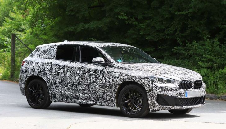 BMW X2 2018, le prime foto spia del SUV coupé - Foto 9 di 14
