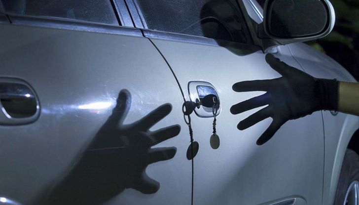 7 consigli per non farsi rubare l’automobile - Foto 6 di 8