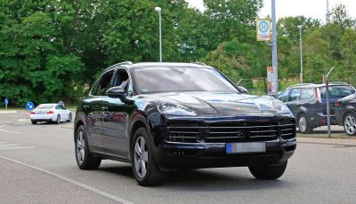 Porsche Cayenne, le foto spia degli ultimi test su strada