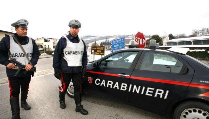TAR: revisione della patente per la donna che frugava nella borsa - Foto 5 di 8