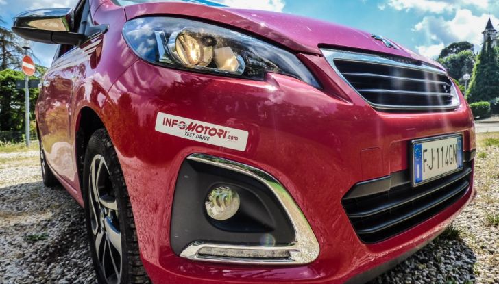 Test Peugeot 108 Collection VS Peugeot iON: Elettrica contro Citycar - Foto 29 di 39