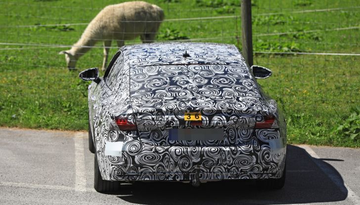 Audi A7, tutta nuova per il 2018 - Foto 10 di 27