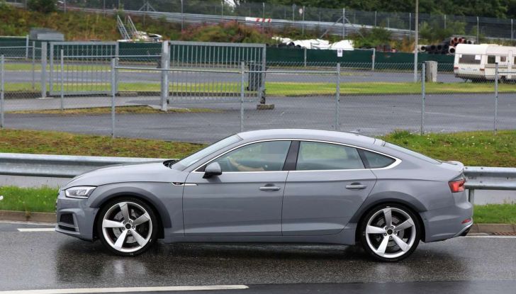 Babbo Natale cambia look nello spot Audi - Foto 4 di 9