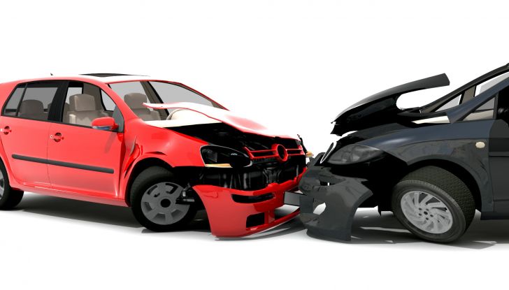 Cosa fare dopo un incidente stradale con l’auto - Foto 4 di 7