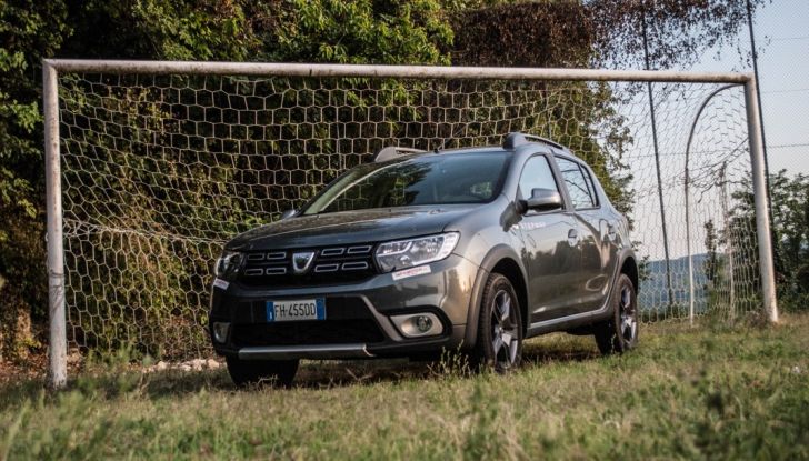 Dacia Sandero Stepway 0.9 TCe 90 CV Brave, prova su strada della versione GPL - Foto 4 di 29