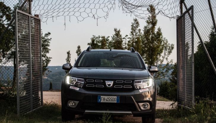 Dacia Sandero Stepway 0.9 TCe 90 CV Brave, prova su strada della versione GPL - Foto 3 di 29