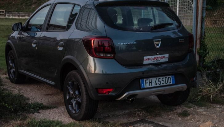 Dacia Sandero Stepway 0.9 TCe 90 CV Brave, prova su strada della versione GPL - Foto 23 di 29