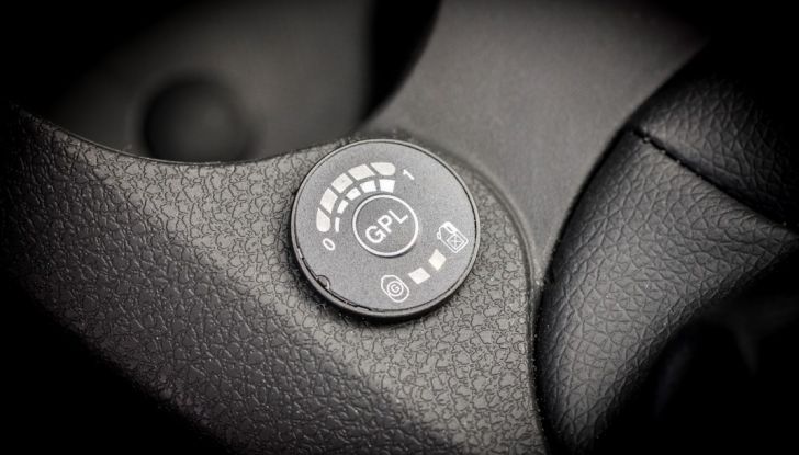 Aiuto a GPL: perché comprarla - Foto 2 di 5