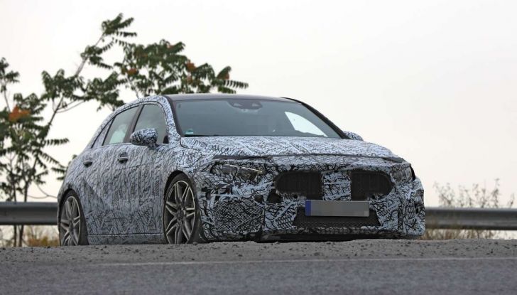Mercedes-AMG A45 2018, nuovi test della compatta sportiva - Foto 24 di 31