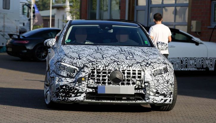 Mercedes-AMG A45 2018, nuovi test della compatta sportiva - Foto 9 di 31