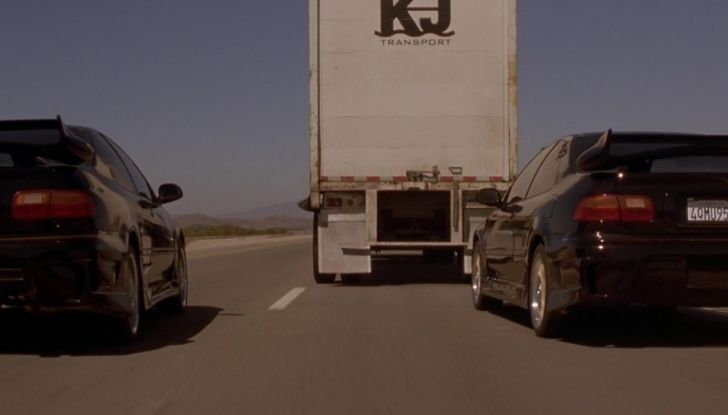 Olanda, Furto da 500.000€ in iPhone da un TIR in corsa - Foto 2 di 11